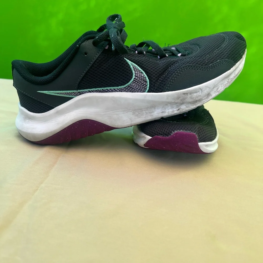 Nike Running Sneakers Black‎ Purple White Men’s Size 10